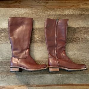 Ugg Broom Bough Shearling Boots